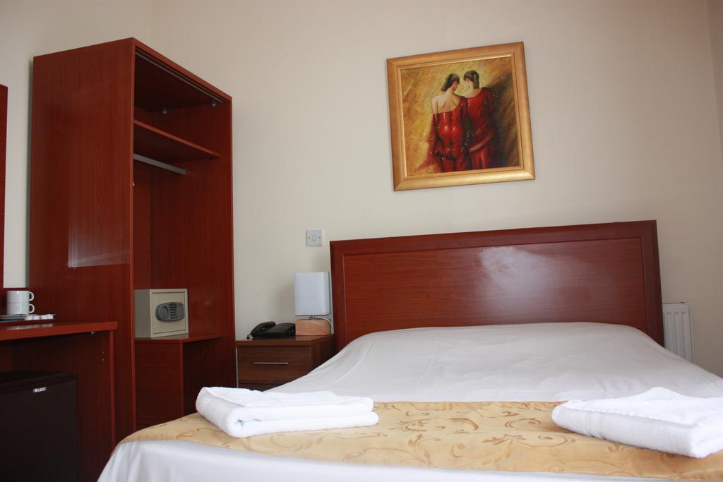 Corner House Hotel Λονδίνο Δωμάτιο φωτογραφία